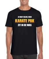 Karatekostuum zit in de was heren carnaval t-shirt zwart