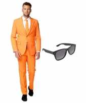 Oranje heren kostuum maat 54 xxl met gratis zonnebril